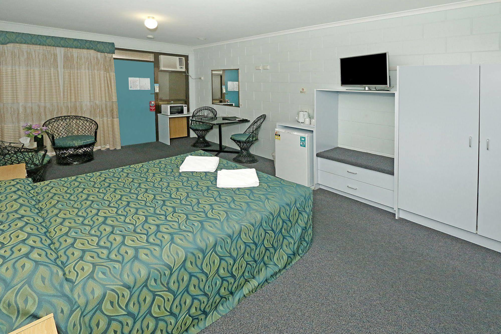 Y Motels Rockhampton Exteriér fotografie